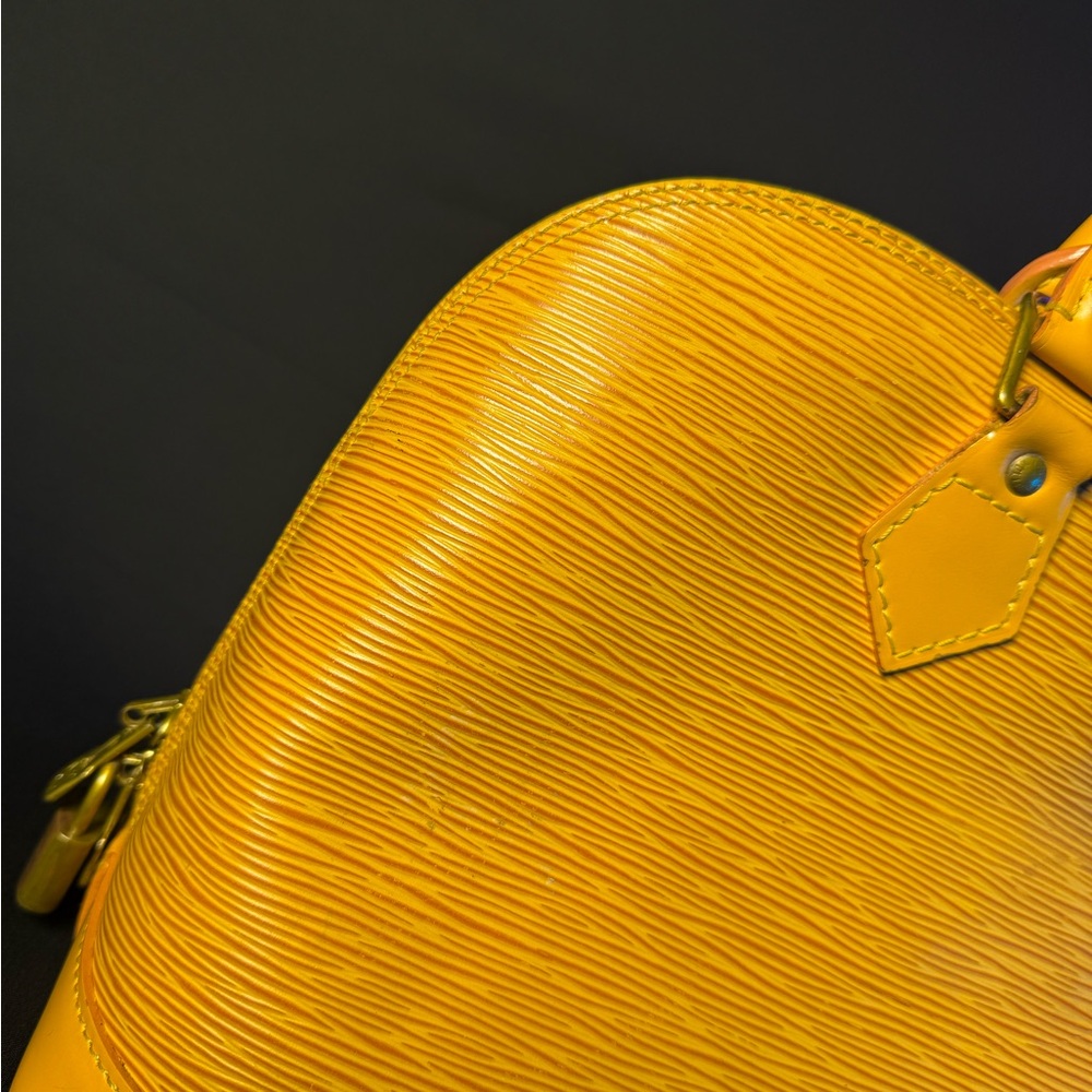 LOUIS VUITTON - ALMA EPI YELLOW with purple suede interior great condition!!! - Picture 2 of 13
